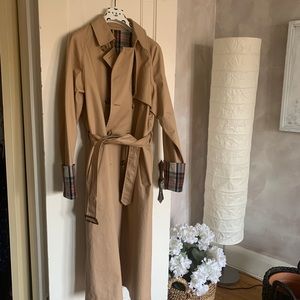 JW Anderson Uniqlo trenchcoat totally reversible